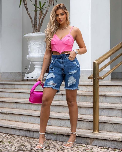 Bermuda Jeans Feminina com Cinto Revestido e Barra Desfiada com Abertura Lateral  22269 Escura