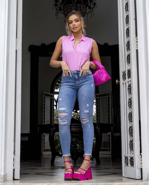 Calça Jeans Feminina Intermediaria com Barra Mullet Virada 22198 Clara